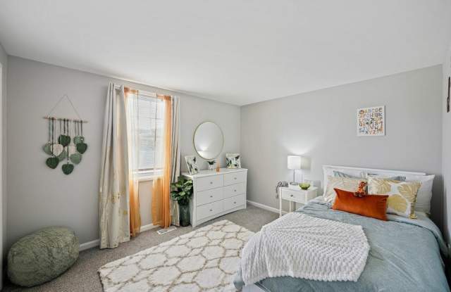The Townhomes at River's Gate Gallery 3