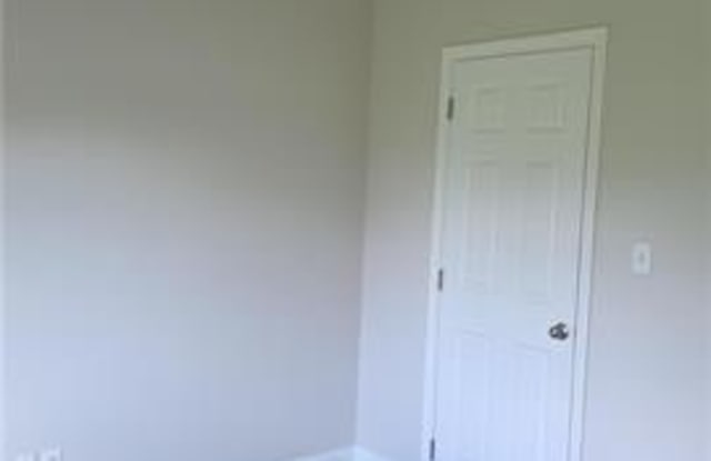 4120 N ROCHEBLAVE Street Gallery 3
