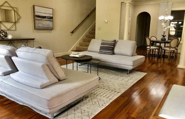 3639 Crestline Road Gallery 3