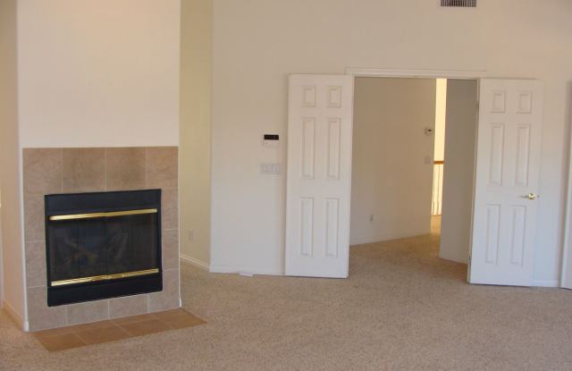 GORGEOUS 4BR/3.5BA 2 story home w solar, yards, views, balconies, fireplaces, walk in closets, laundry room and luxury living on a quiet cul-de-sac in the hills of Alpine Gallery 4