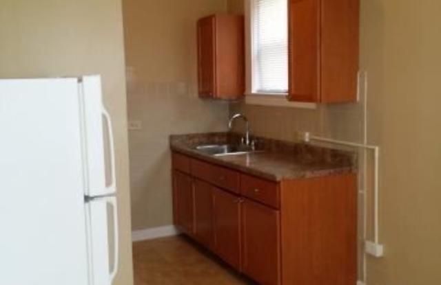 2354 E 70th Pl 3W Gallery 3