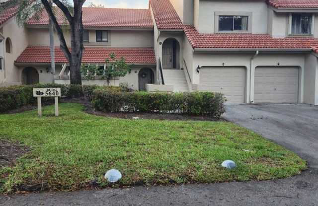 5640 Coach House Circle - 5640 Coach House Circle, Boca Raton, FL 33486