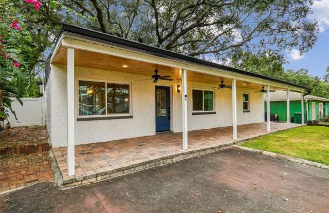 1717 W ELDRED Drive Gallery 1
