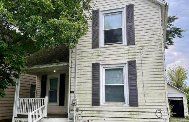Coming Soon-Freshly updated, 3 bedroom home with eat in kitchen and garage Gallery 1