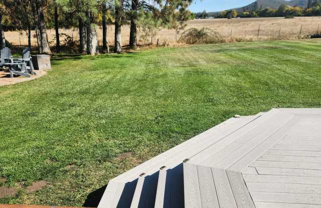 Spacious 4 Bed, 2 Bath Home with Resort Style Amenities! Gallery 4