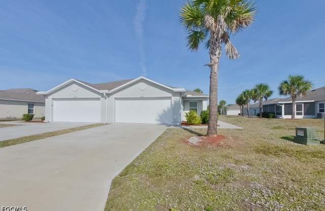 18328 Gibraltar Lane Gallery 1