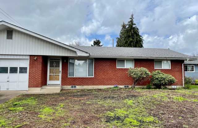 We have the wonderful 3 bed/2 bath you’ve been waiting for! photos photos