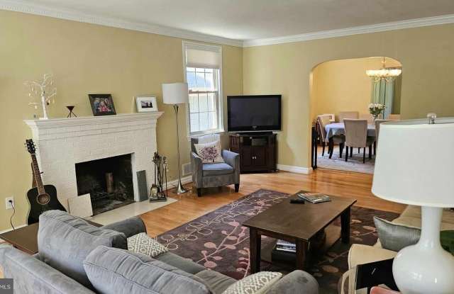 5350 32ND ST NW Gallery 4
