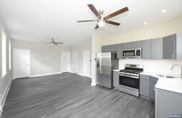 118 Charles Street - 118 Charles Street, Garfield, NJ 07026