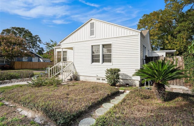 3623 W OBISPO STREET - 3623 West Obispo Street, Tampa, FL 33629