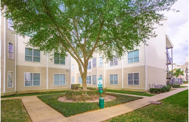 Catalina Village Apartment Homes Gallery 2