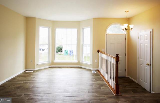 10709 ESPRIT PLACE Gallery 3