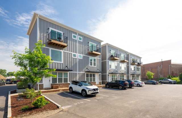 979 Montague Place Gallery 1