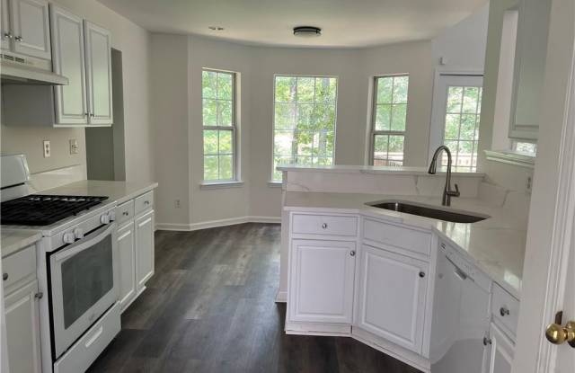 6420 North Glen Drive Gallery 3