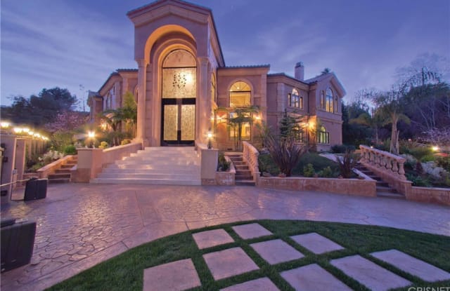 4141 Hayvenhurst Avenue - 4141 N Hayvenhurst Ave, Los Angeles, CA 91436
