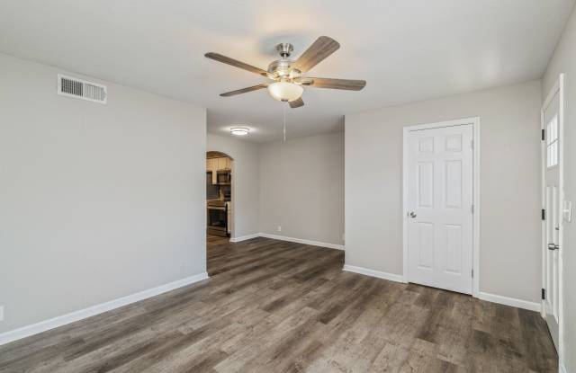 220 Midtown Lane - 719 photos photos
