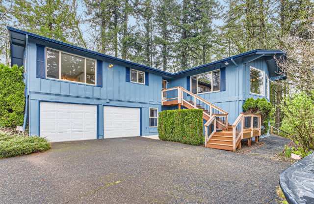 Single Family Home in West Linn with a Wonderful View photos photos
