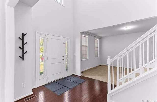 50873 Scarborough Road Gallery 2