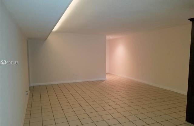 16012 Kilmarnock Dr Gallery 3