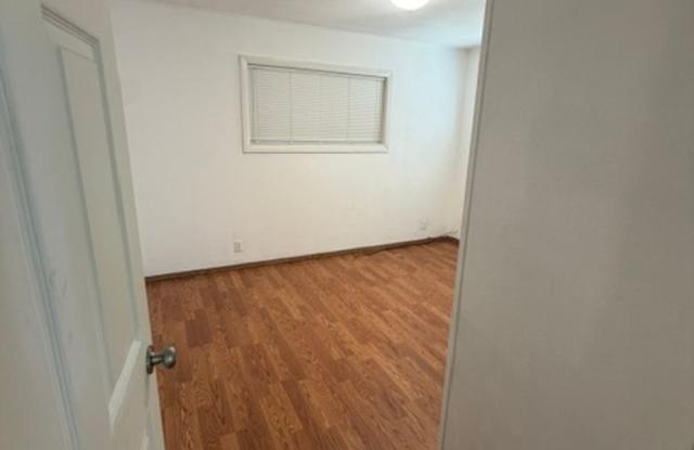 Cozy Centralia home Gallery 4