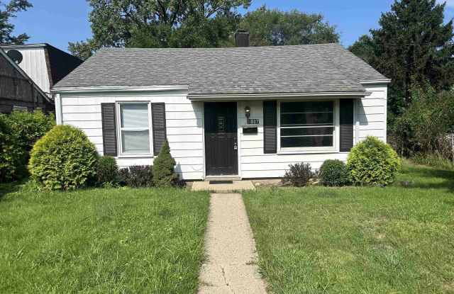 1807 N UNDERHILL Street photos photos