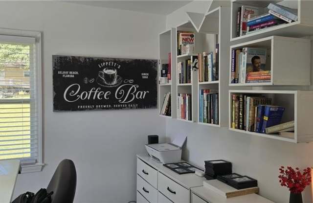 606 W Lake Avenue NW Gallery 2