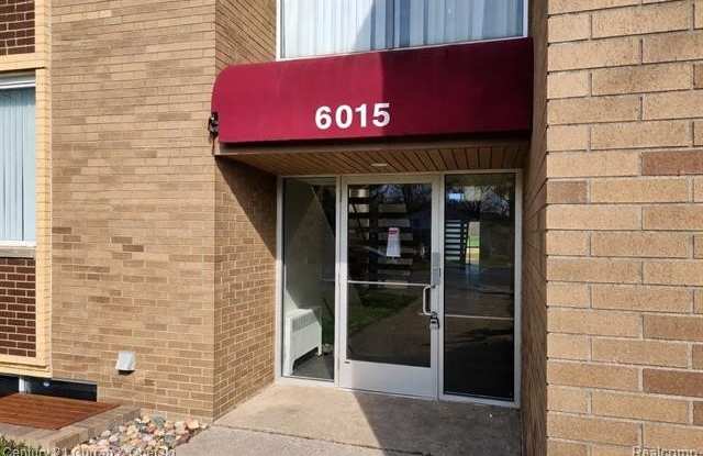 6015 SOUTHFIELD Road Gallery 2