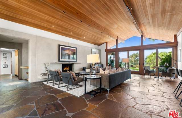 4305 Clear Valley Dr photos photos