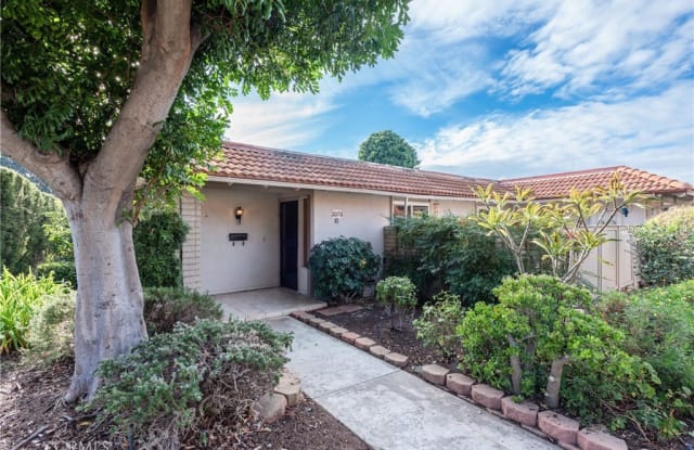 3078 Via Serena S - 3078 Via Serena South, Laguna Woods, CA 92637