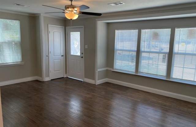 330 W Morgan Street photos photos