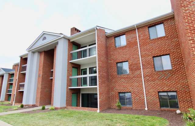 Two bedroom condo for rent! - 1030-8 Blue Ridge Drive photos photos