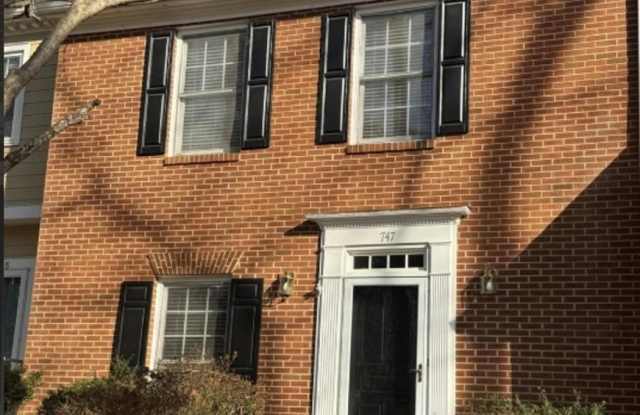 Spacious and inviting 3-bedroom photos photos Spacious and inviting 3-bedroom photos photos