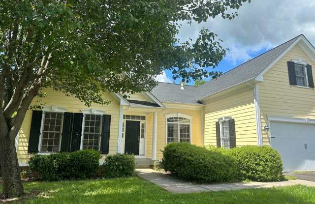 Fantastic custom built home in the exclusive Creekside Neighborhood in Old Trail! photos photos