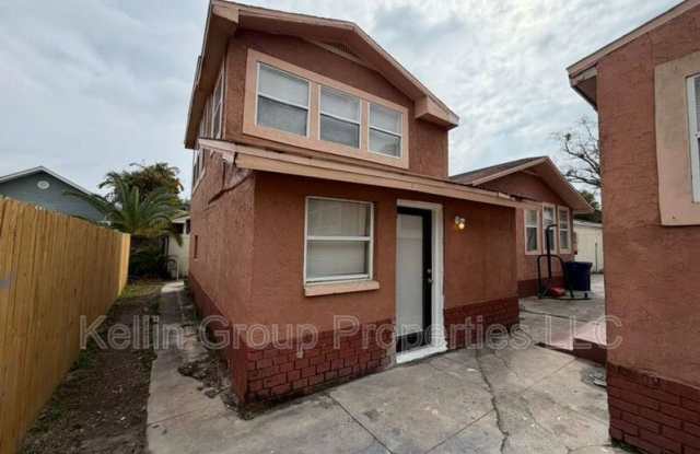 2917 Sanchez St photos photos