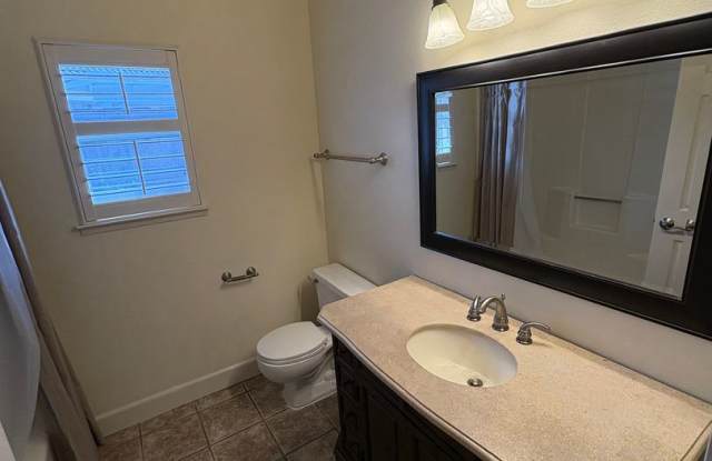 Spacious home with 3 Car Garage & Pool coming soon! Gallery 4