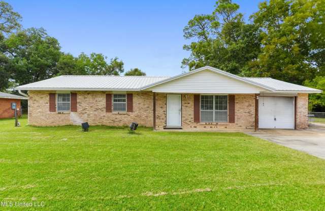 2 Sandalwood Ct photos photos