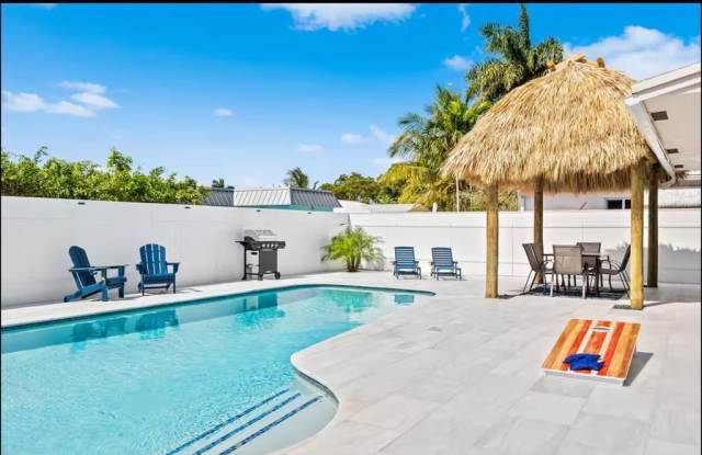 304 SE 4th St photos photos