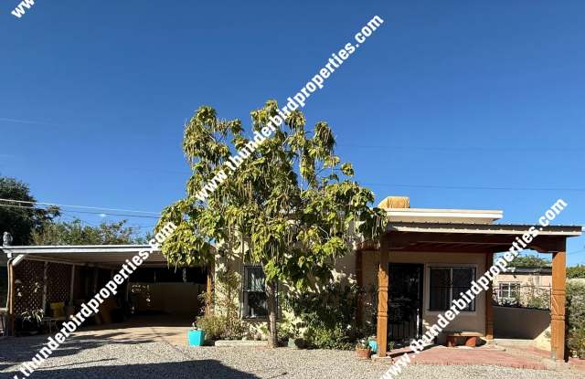 Charming 1 bedroom 1 bath Casita in the North Valley - 607 Delamar Avenue Northwest, Albuquerque, NM 87107