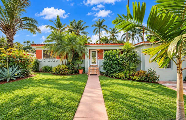 6510 Manor Ln Gallery 1