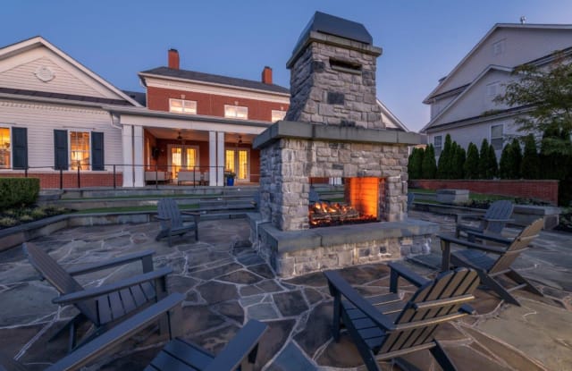 The Enclave at Emerson Apartments and Townhomes Gallery 3