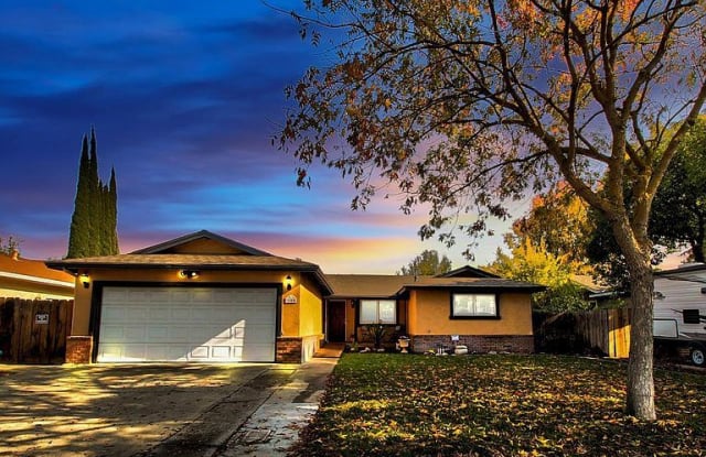 1204 Rose Ave - 1204 Rose Avenue, Modesto, CA 95355