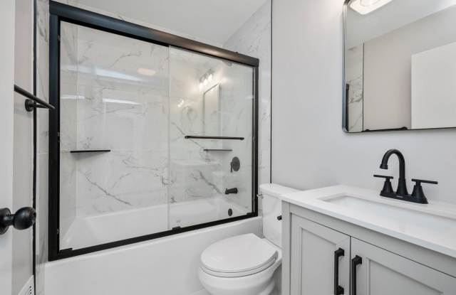 Stunning 3 bedroom home in Ambridge available October 1! Gallery 3