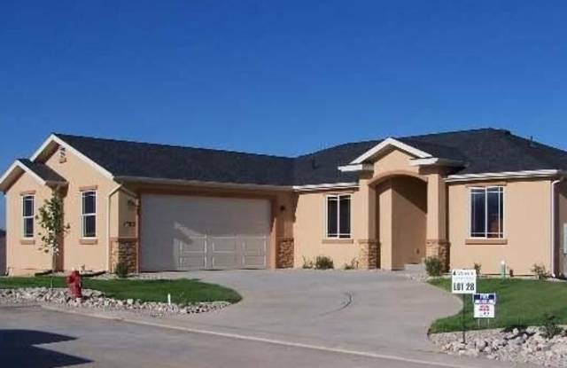 Move-In Bonus!!! 5 bedroom, 3 bath Single Family Home photos photos