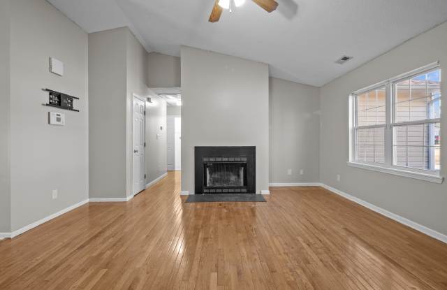 218 Winterberry Court Gallery 4