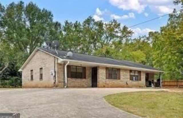 1085 Eastview Road NE photos photos