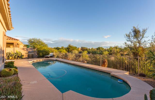 9443 E WHITEWING Drive Gallery 4