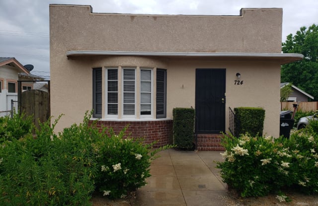 724 E Foothill Boulevard - 724 East Foothill Boulevard, Monrovia, CA 91016