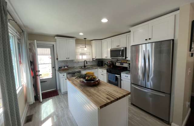 Make Memories in this Lovely Single-Family Rental in Manchester - 895 Beech Street, Manchester, NH 03104