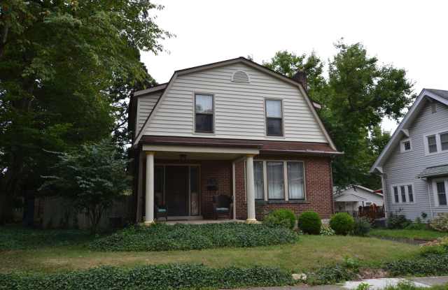 Beautiful woodwork in this incredible Clintonville home photos photos