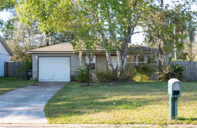 1122 North St - 1122 North Street, Green Cove Springs, FL 32043